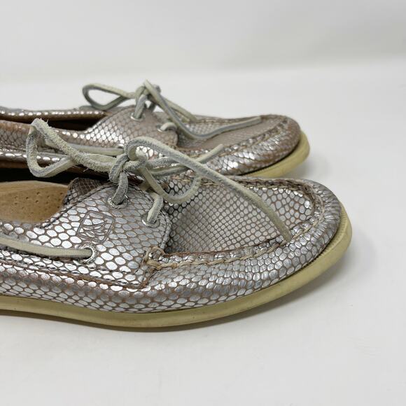 Sperry Top Sider Women 8.5 Silver Snakeprint Metallic Boat Shoe Sneakers Lace Up - Picture 6 of 11